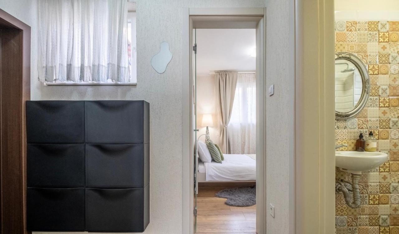 #maison㊶ - A Vibrant, Urban Apartment *