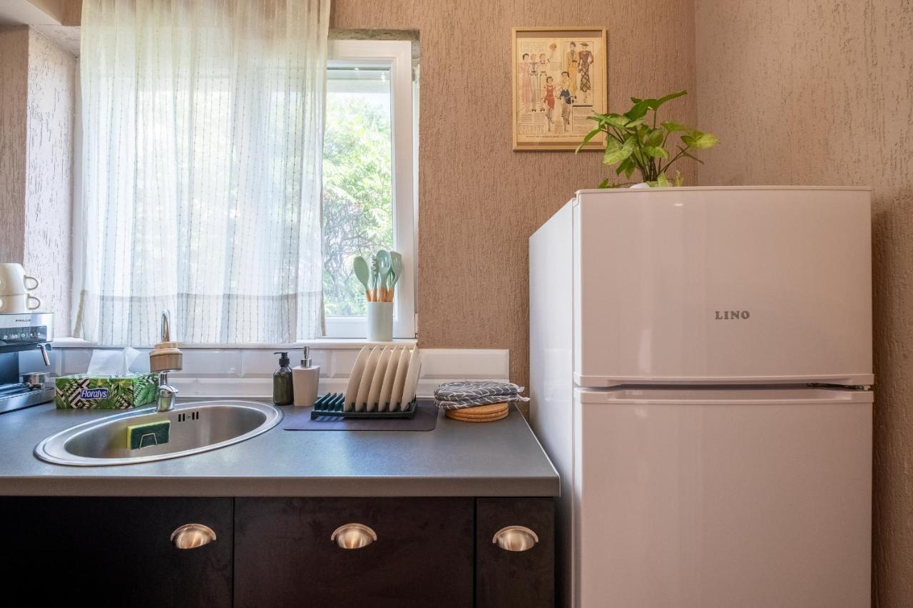 #maison㊶ - A Vibrant, Urban Apartment Sofia